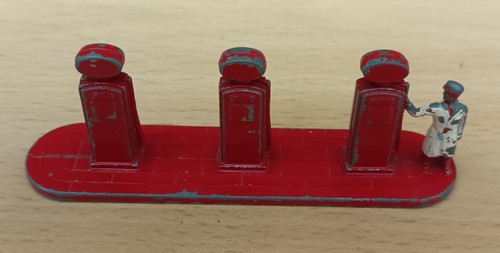 Matchbox esso petrol pumps - esso,