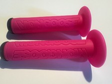 mongoose bmx grips pink