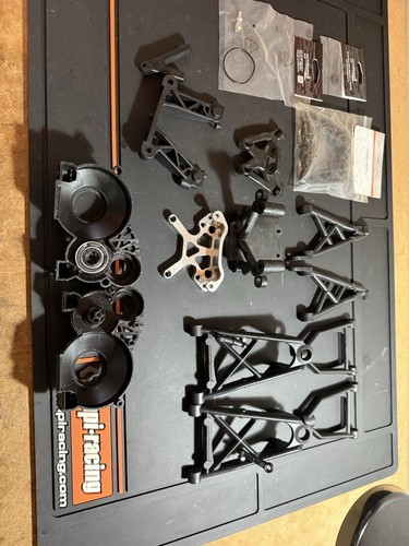 Hpi baja and clone - 5b, 5t