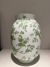 Vase Bernardaud. New with box
