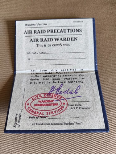 Repro ww2 arp air raid - repro,