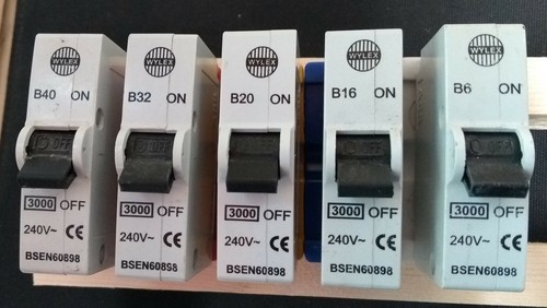 Wylex abb plug mcb 40a - ,