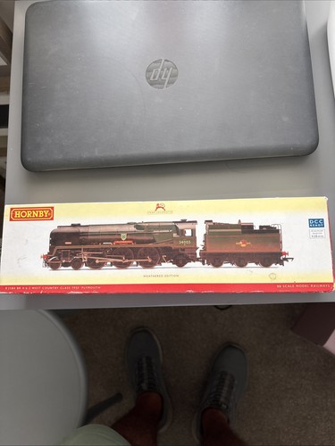 Hornby r2584 gauge loco - hornby,