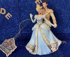 DISNEY TRADITIONS CINDERELLA AND PRINCE CHRISTMAS TREE DECORATION BRAND NEW