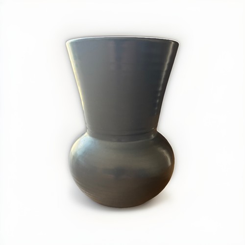 Prinknash pottery pose - pose, vase