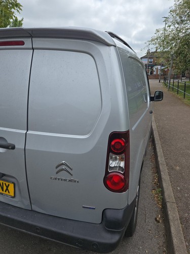 Citreon berlingo 2016 rear - citreon,