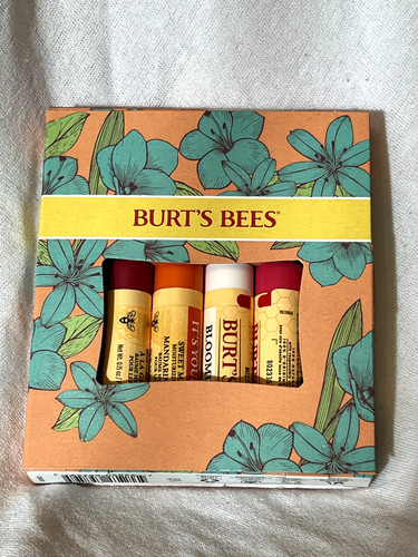 Burt bees lip balm gift - burt's,