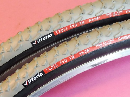 Two vittoria cross evo - evo, 32
