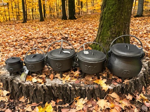 Cast iron cauldron pentagram - cast,