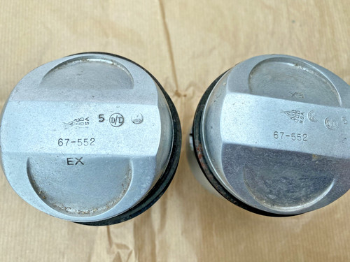 Bsa pistons new - new, old
