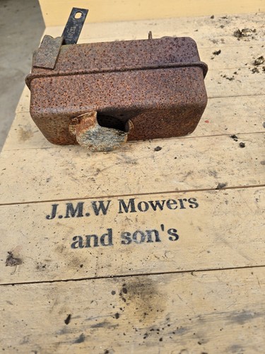 Briggs and stratton exhaust - briggs,