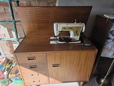 Vintage (1960's)  Singer 237