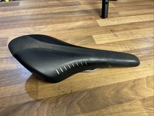 Fizik Arione Saddle
