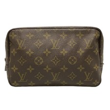 LOUIS VUITTON Trousse Toilette