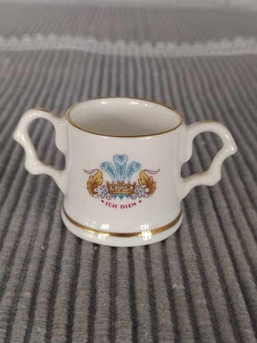 Fenton china miniature loving - china,