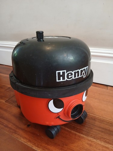 Numatic henry vacuum cleaner - numatic,