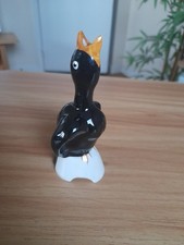 VINTAGE BLACKBIRD PIE FUNNEL - NEWPORT POTTERY Co, ENGLAND