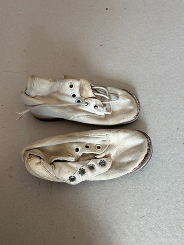 Vintage white suede - , leather