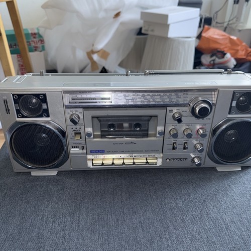Sanyo m7900k cassette - am/fm,
