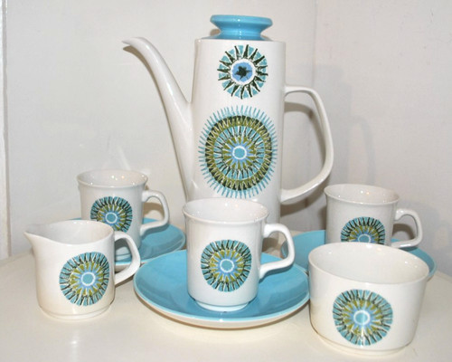 Meakin tea set - g, 'aztec'