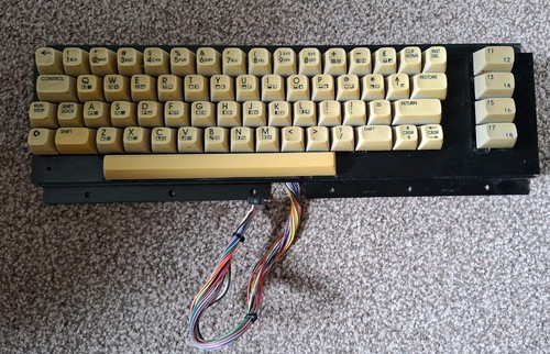 Commodore c64c keyboard white - keyboard,