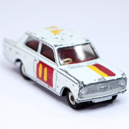 Vintage dinky toys 136 - vintage,