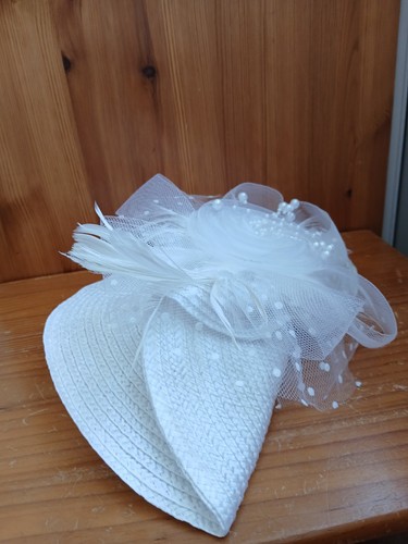 Elegant white fascinator - elegant, with