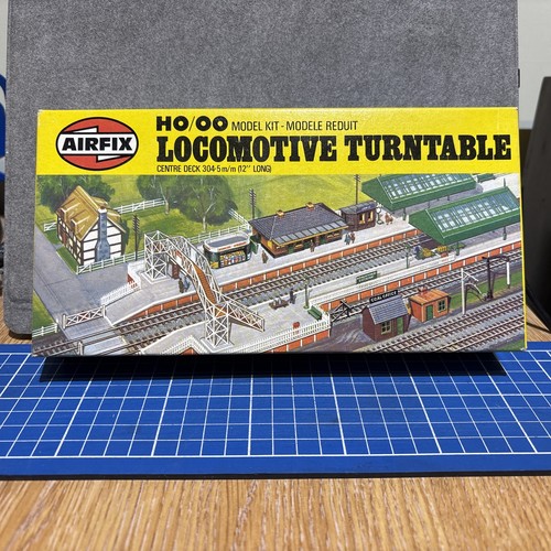 Airfix locomotive turntable - airfix,