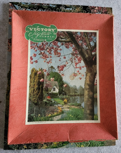 Vintage victory wooden jigsaw - victory,