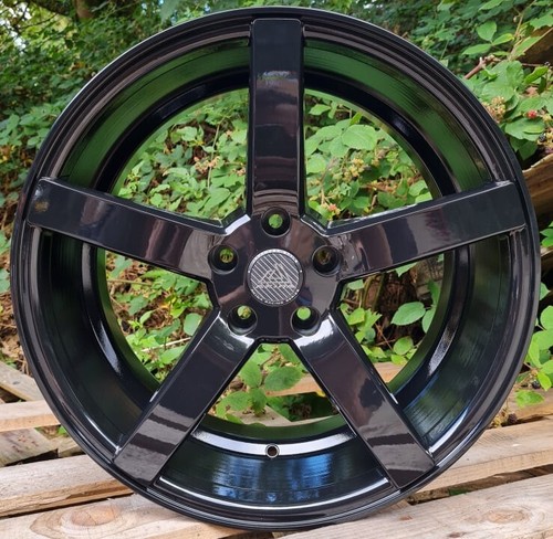 Akina magnum alloy wheels - 19",