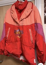 Etirel Women's Vintage Ski