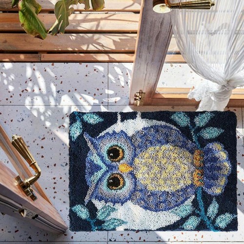 Diy latch hook kit - latch, making