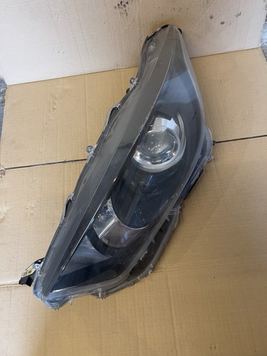 Toyota yaris headlight - toyota,