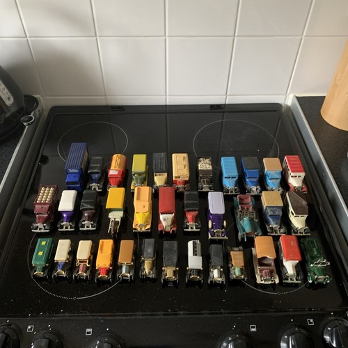 Matchbox corgi lledo days - matchbox,,