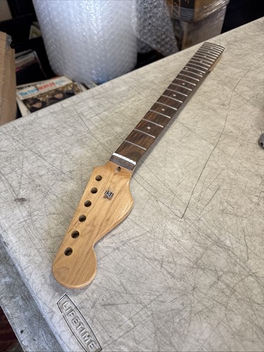 Import reverse headstock strat - reverse,