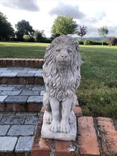 Large lion garden patio - lion,