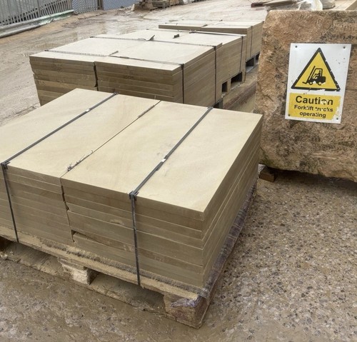 New quarried buff yorkstone - buff,