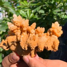 152G Beautiful Natural stalactite Crystal Cluster Mineral Specimen/China