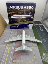 SQ Wings 1/200 Singapore