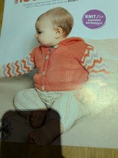Babies Hoodie Knitting Pattern.