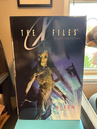 Alien maquette files fight - alien,