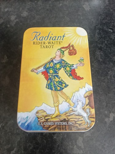 Radiant rider waite tarot - waite,