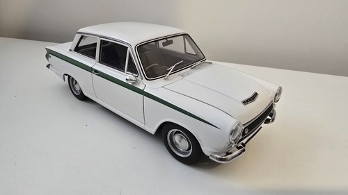 Autoart lotus cortina - 1/18, mk1