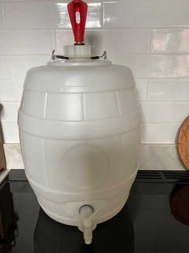 Pressure barrel keg home - barrel, keg.