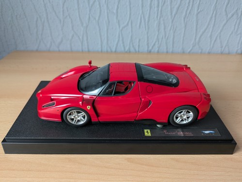 Hot wheels elite - hot, ferrari
