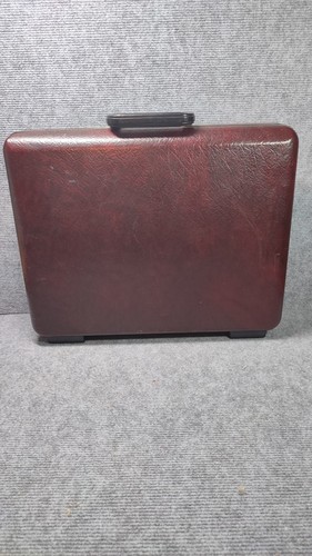 Vintage delsey hard - delsey,