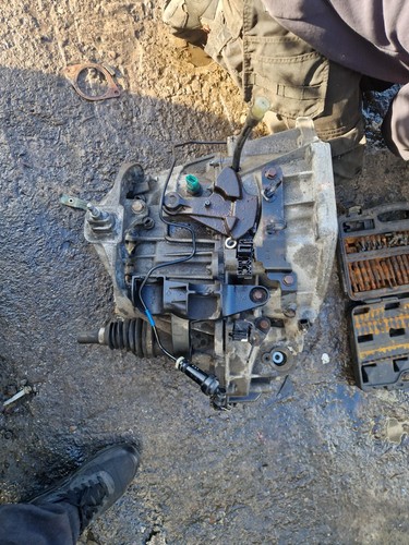 Renault trafic vivaro gearbox - renault,