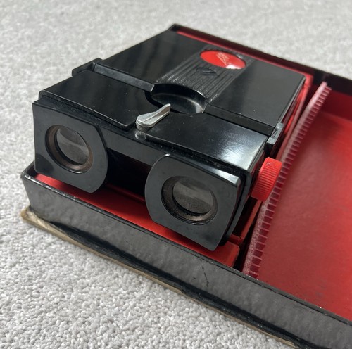 Stereo realist viewer - realist, in