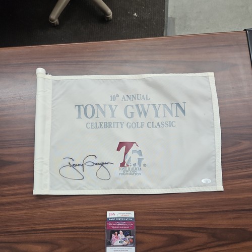 Tony gwynn signed golf pin - signed,
