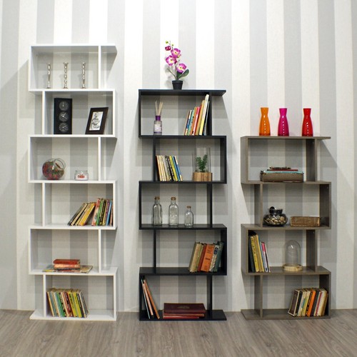Wooden shaped bookcase - s-shaped,